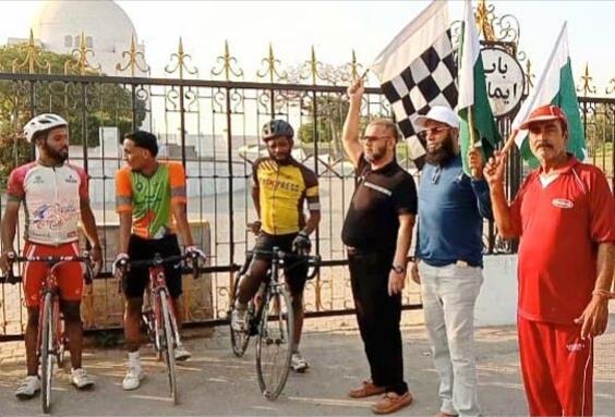 Director General Karachi Development Authority Syed Shujaat Hussain inaugurated the Drug Free Pakistan Gold Cup Cycle Race organized by Sindh Cycling Association from Mazar-e-Quaid.