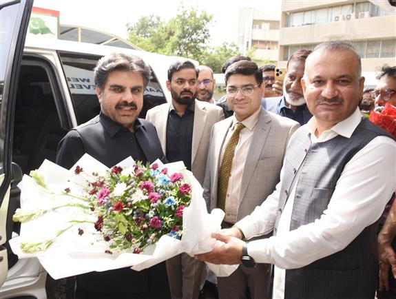 وزیر بلدیات سندھ ناصر شاہ کے زیر صدارت کے ڈی اے سوک سینٹر میں اعلیٰ سطحی اجلاس، اہم فیصلے.
