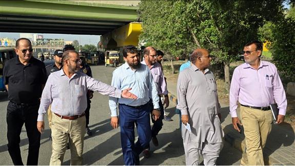 Director General Karachi Development Authority Syed Shujaat Hussain reviewed the beautification works around Civic Center Building.